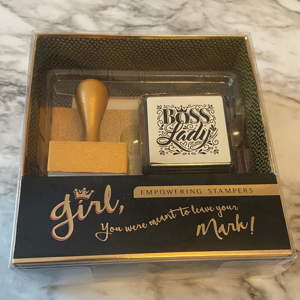 ⭐️ 5/$25 donating 8/12 Boss Lady Stamper
